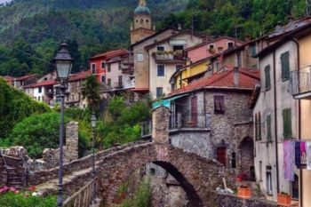 &quot;Borghi in fiore&quot;, contest per eleggere il borgo fiorito più bello della Liguria. In gara anche Pignone e Framura