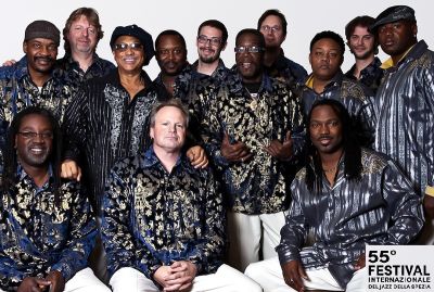 Gli Earth, Wind &amp; Fire Experience by Al McKay al Festival del Jazz della Spezia