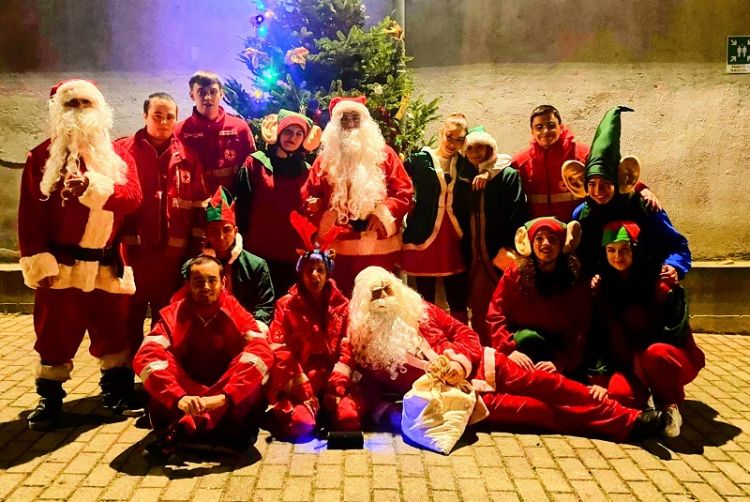 Missione compiuta per il Babbo Natale della Croce Rossa, regali consegnati a 35 famiglie spezzine