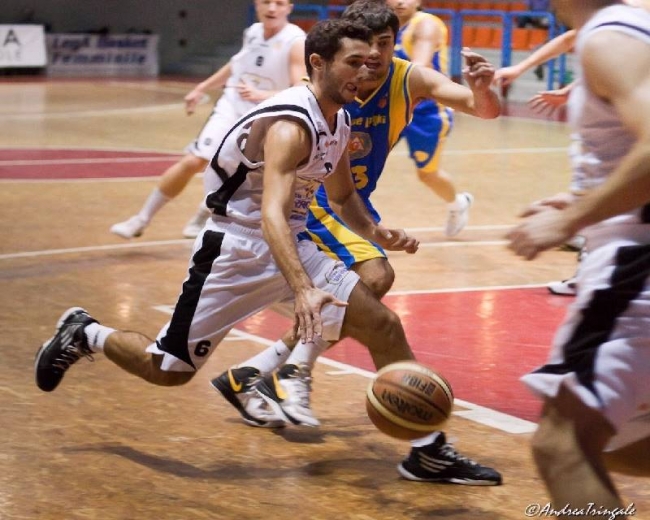 Tarros Basket contro Domodossola per chiudere al meglio la stagione
