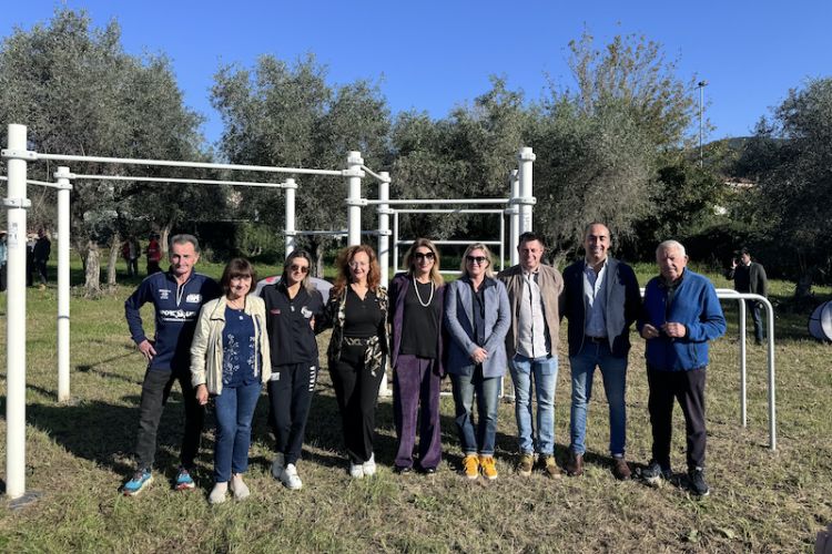 Benessere fisico nel verde: una nuova area attrezzata nel parco di Palvotrisia a Castelnuovo Magra