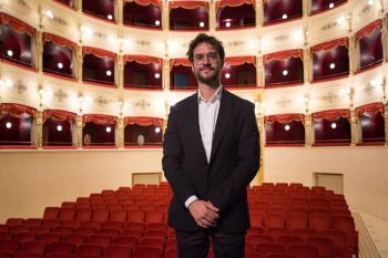 Giornata Mondiale del Teatro, Andrea Cerri: &quot;E&#039; uno degli ultimi baluardi di socialità dal vivo&quot;