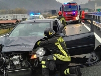 Brugnato, incidente d&#039;auto con quattro ragazze coinvolte