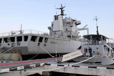 Ultimo ammaina bandiera per Nave Vesuvio e Nave Bormida