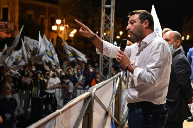 Toti chiede di incontrare il segretario della Lega Matteo Salvini