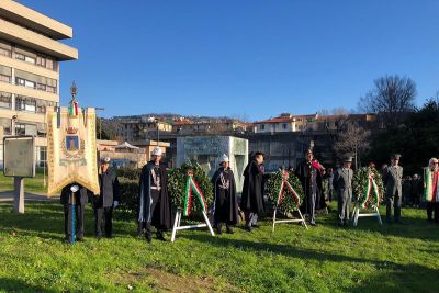 Giorno della Memoria, Peracchini ai giovani: &quot;Avete il dovere di difendervi da ogni gesto che deride la libertà&quot;