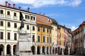 Piazza Matteotti, Sarzana