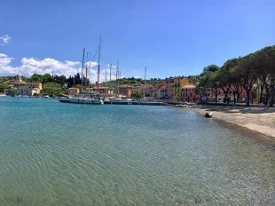 Le Grazie, torna balneabile la &quot;spiaggetta del monumento&quot;