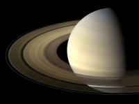 Occhi su Saturno