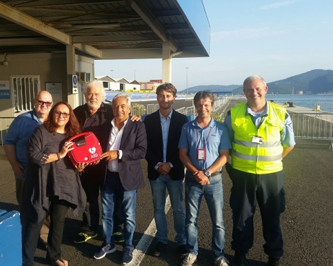 L&#039;Associazione Nazionale Dentisti Italiani della Spezia ha donato un defibrillatore all&#039;Autorità Portuale