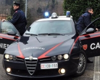 Ruba 700 euro di cosmetici, denunciata dai carabinieri