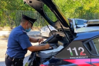 Carrara, furti serali con la tecnica dell&#039;abbraccio: fermati due sospetti