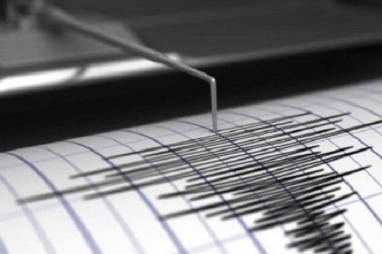 Forte scossa di terremoto in centro Italia, magnitudo 5.7