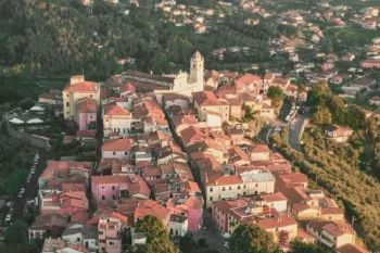 Ultimi giorni per presentare domanda per le assunzioni in Comune a Castelnuovo