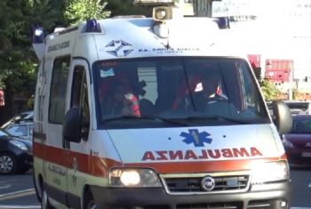 Tragico incidente sulla A 15, muore un motociclista