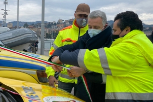 Consegnato un nuovo mezzo della protezione Civile Arci alla onluns &quot;Life on the Sea&quot;