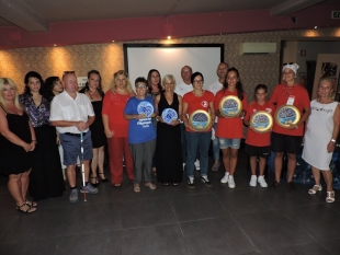 All&#039;equipaggio femminile delle Grazie il premio CA.TE.RI.NA. 2019