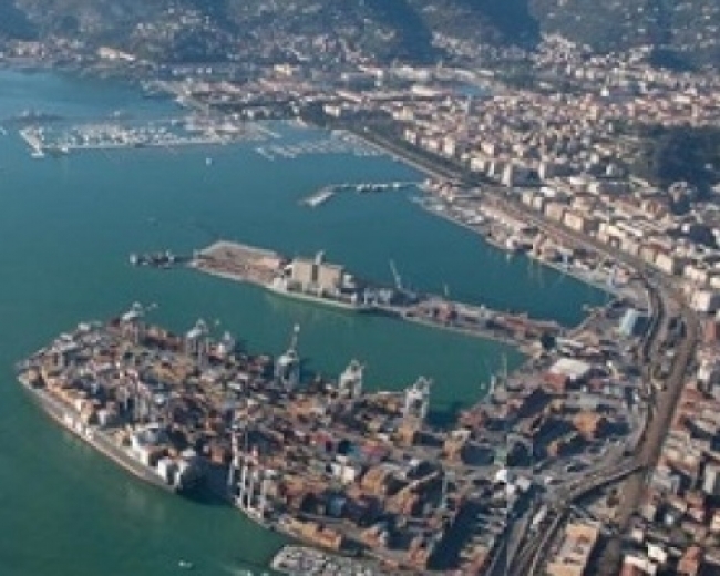 Dal Cipe via libera al finanziamento di 39 milioni di euro per 9 binari nel porto della Spezia