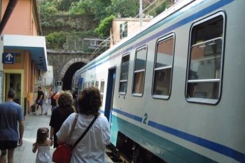 Stazioni La Spezia e Cinque Terre, i sindacati: &quot;RFI, Trenitalia e Regione Liguria si facciano carico di intervenire in modo netto&quot;
