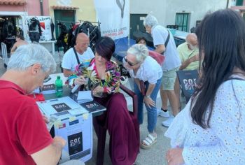 &quot;Corrotti&quot;, Lara Ghiglione presenta il suo libro a Vezzano