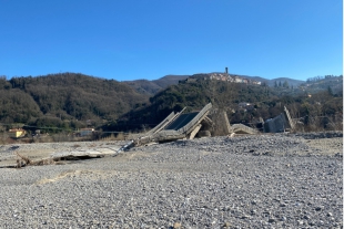 Il ponte crollato di Albiano Magra