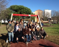 Inaugurata una nuova altalena inclusiva al Parco della Maggiolina