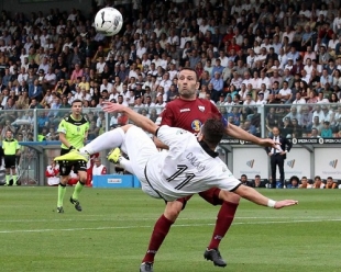 Le Aquile ci sono, ma serve il gol: Spezia - Trapani 0-0 (primo tempo)