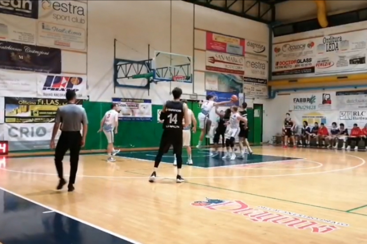 Lo Spezia Basket Tarros cede sulla lunga distanza: vince Prato