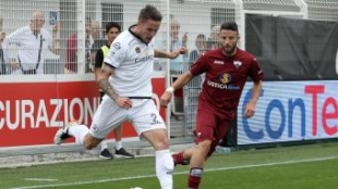 Trapani-Spezia: Filippo De Col squalificato, c&#039;è Pulzetti