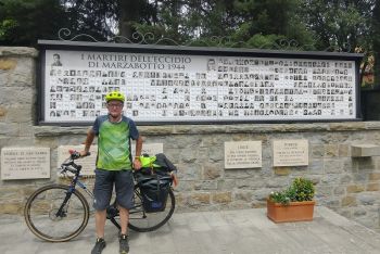 Giovanni Bloisi, il &quot;ciclista della memoria&quot;, arriva nella provincia spezzina