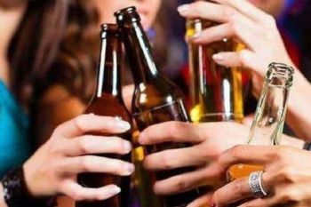 Bevande alcoliche e bevande in contenitori di vetro o metallo: ordinanza del sindaco Peracchini