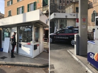 Tenta il furto di denaro e schede carburante da un distributore, ma viene colto sul fatto