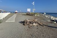 Esserci per Ameglia denuncia lo stato in cui si trovano le spiagge