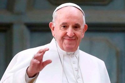 Papa Francesco prega per i piccoli e medi imprenditori, colpiti dalla crisi ma impegnati a creare lavoro
