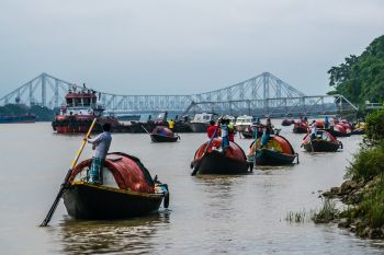 Calcutta: storia, arte e cultura di una città divisa tra lusso e povertà