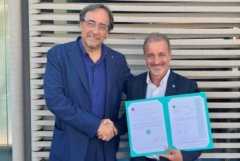 Cav. Massimo Perotti, Executive Chairman e CEO Sanlorenzo, e Paolo Izzo, Sales &amp; Marketing Manager di LR per Italia, Monaco e Malta