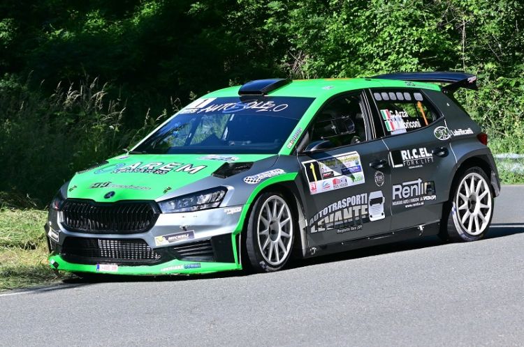Claudio Arzà vince il Rally Val d'Aveto, magifico debutto sulla Skoda Fabia RS 