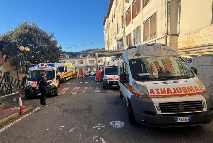 Sovraffollamento al Pronto Soccorso della Spezia, la CGIL presenta un esposto in Prefettura