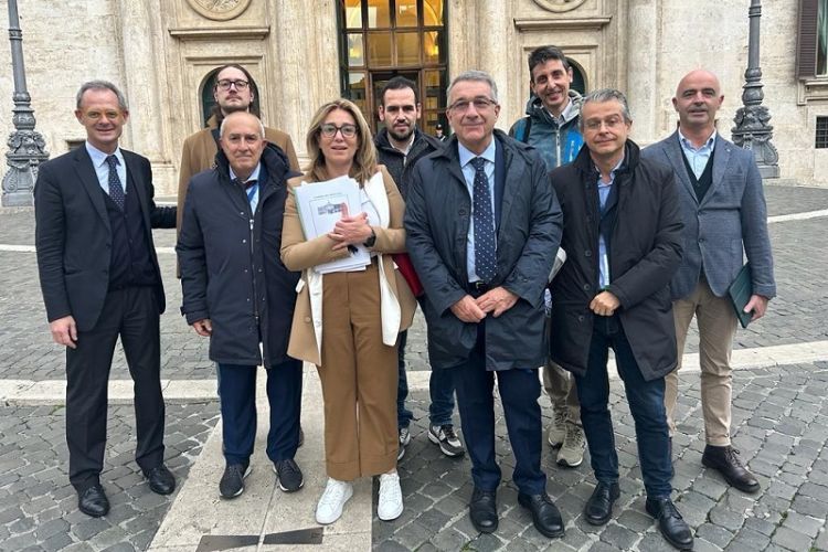 Delegazione di Confartigianato ricevuta a Montecitorio dall&#039;On. Maria Grazia Frijia