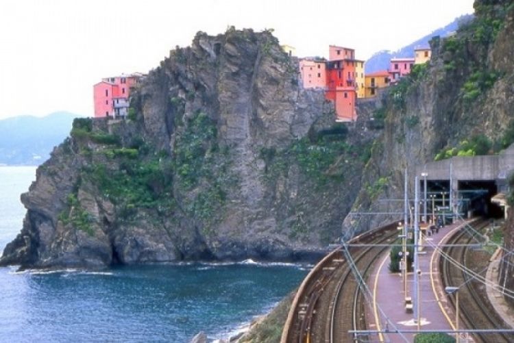 Ponte del 2 Giugno e flussi turistici alle Cinque Terre: il punto della Prefettura