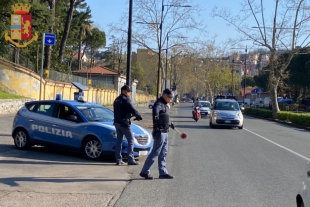 Week-end in zona gialla, controlli sulle passeggiate e sui sentieri. Monitorati anche i social